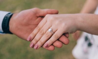 mistakes-to-avoid-when-buying-engagement-ring