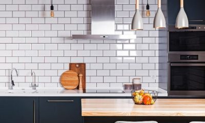 acrylic-splashbacks-vs-tiles-which-is-right-for-your-kitchen