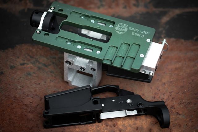 crafting-your-custom-firearm-art-of-precision-with-80-lower-jigs