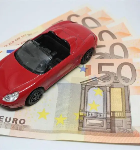 How Does the Car Insurance Business Model Work