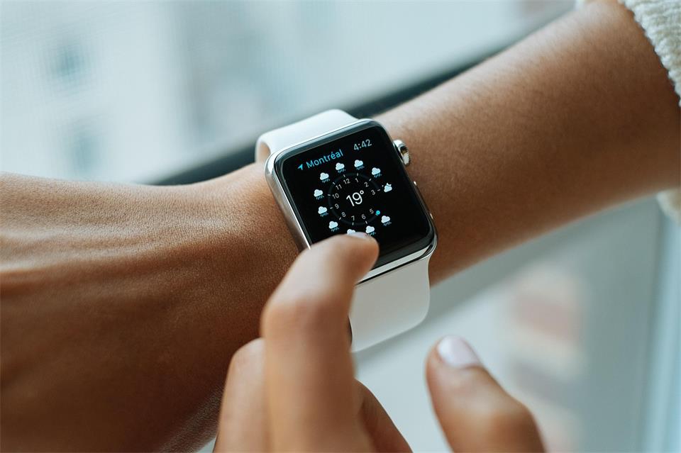Your Smartwatch Just Became Evidence What to Do When Heart-Rate, GPS, and Fitness Data Enter a Criminal Case
